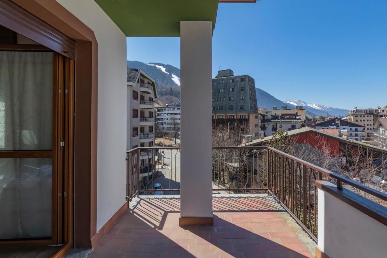 Europa Master Guest Apartment Aprica Exterior photo
